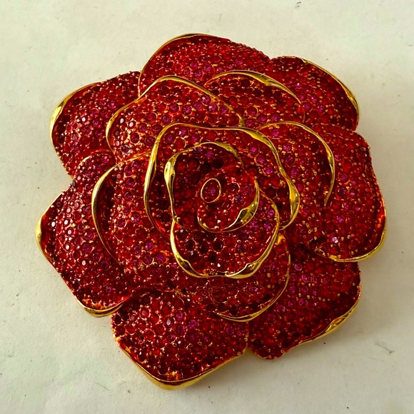JOAN RIVERSGiant RED ROSE 3-D Brooch Pin
